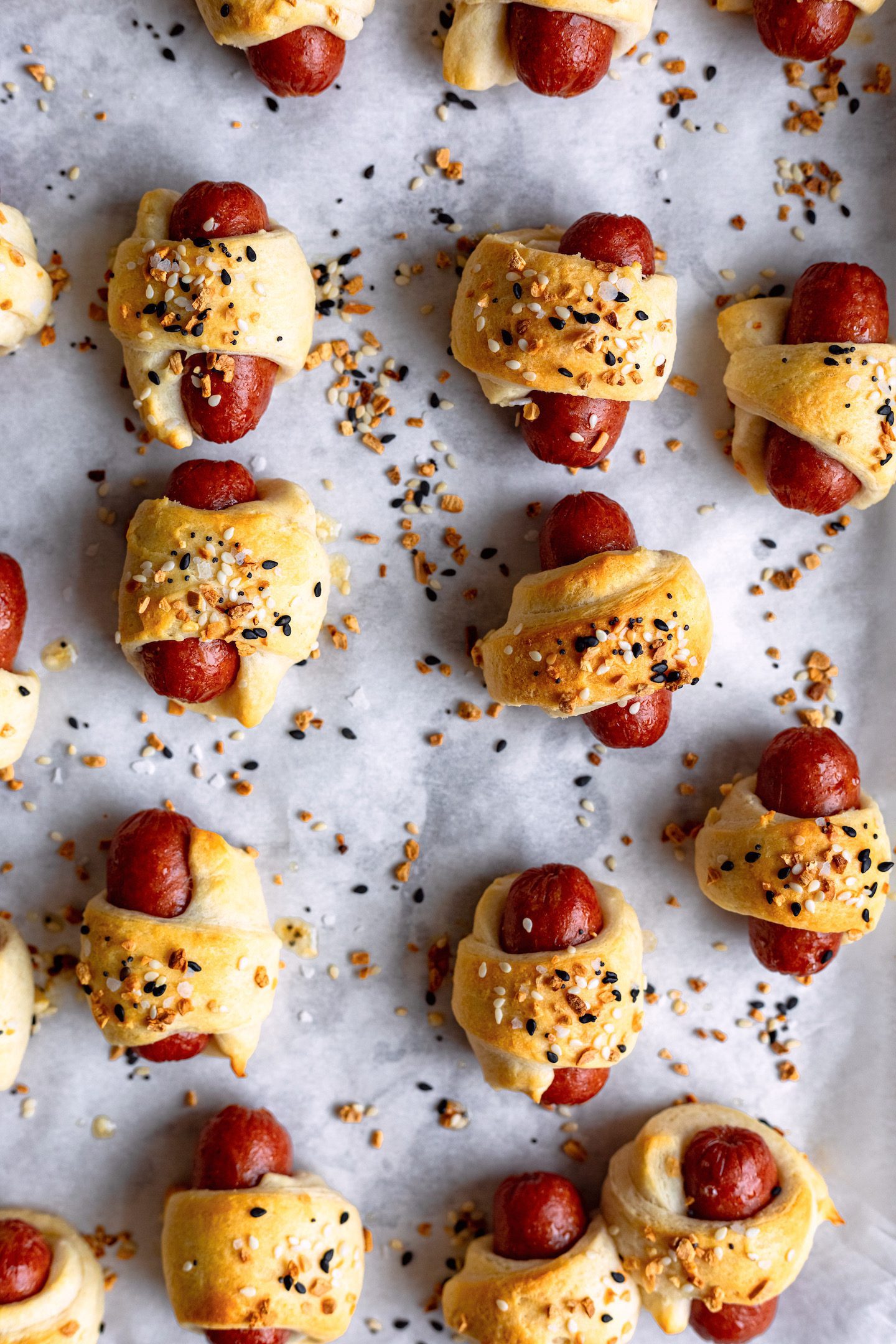 Homemade Everything Bagel Pigs In A Blanket
