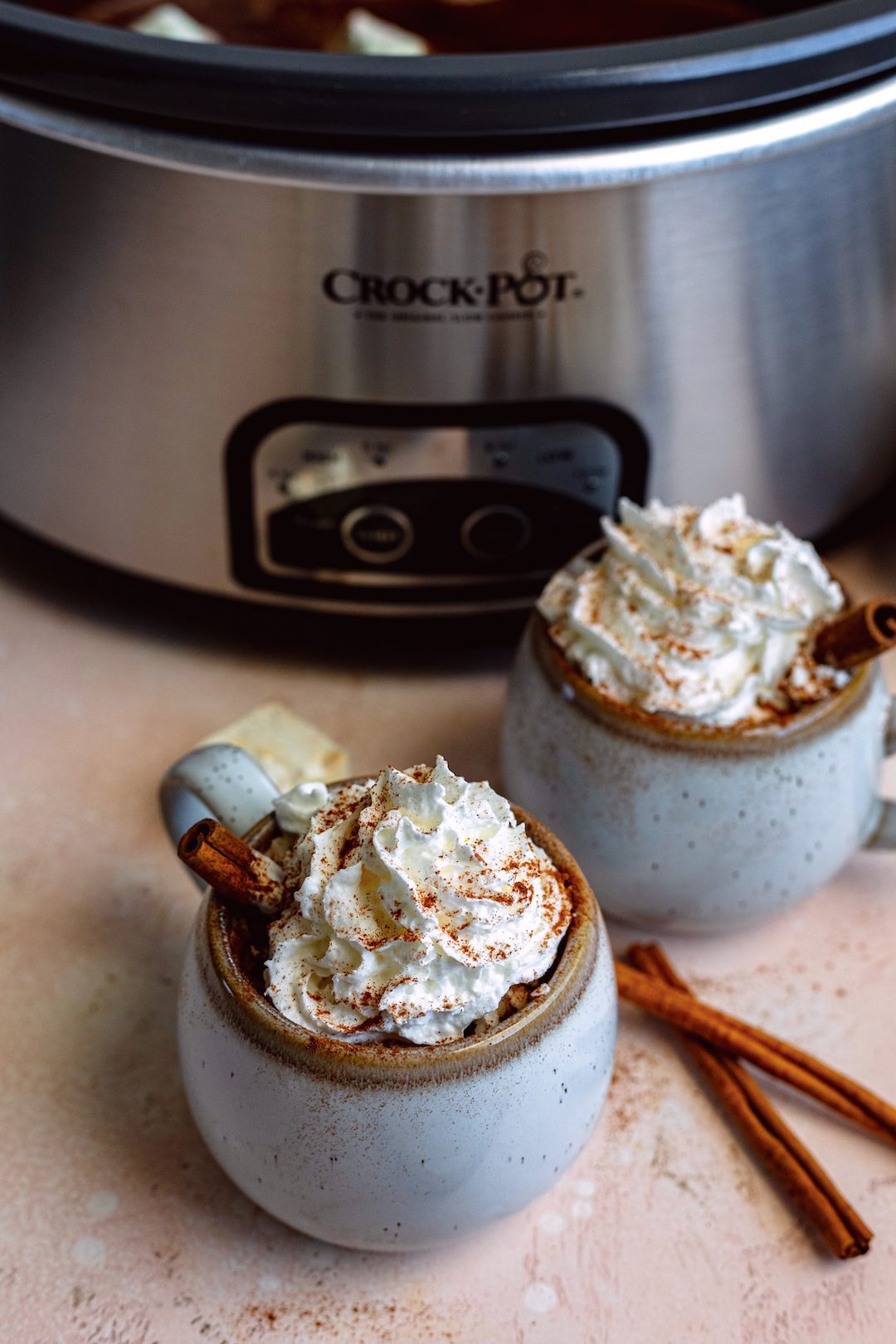 Slow cooker boozy hot chocolate