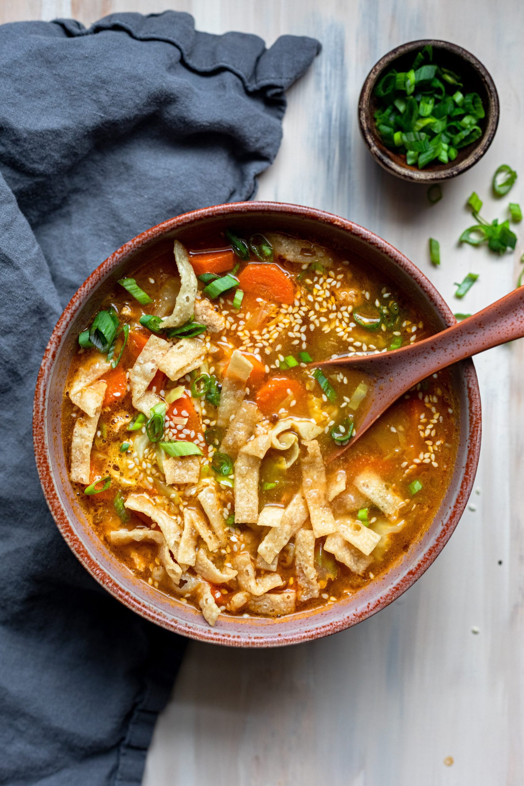 Healthy & Spicy Egg Roll Soup